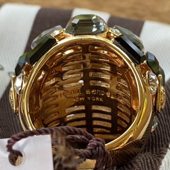 Henri Bendel Windsor Deb Gold Crystal Ring Size 9 - Picture 8 of 17